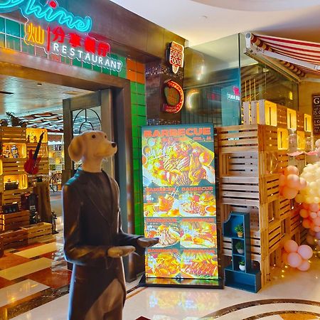 Ramada Plaza Optics Valley Hotel Vuhan Dış mekan fotoğraf