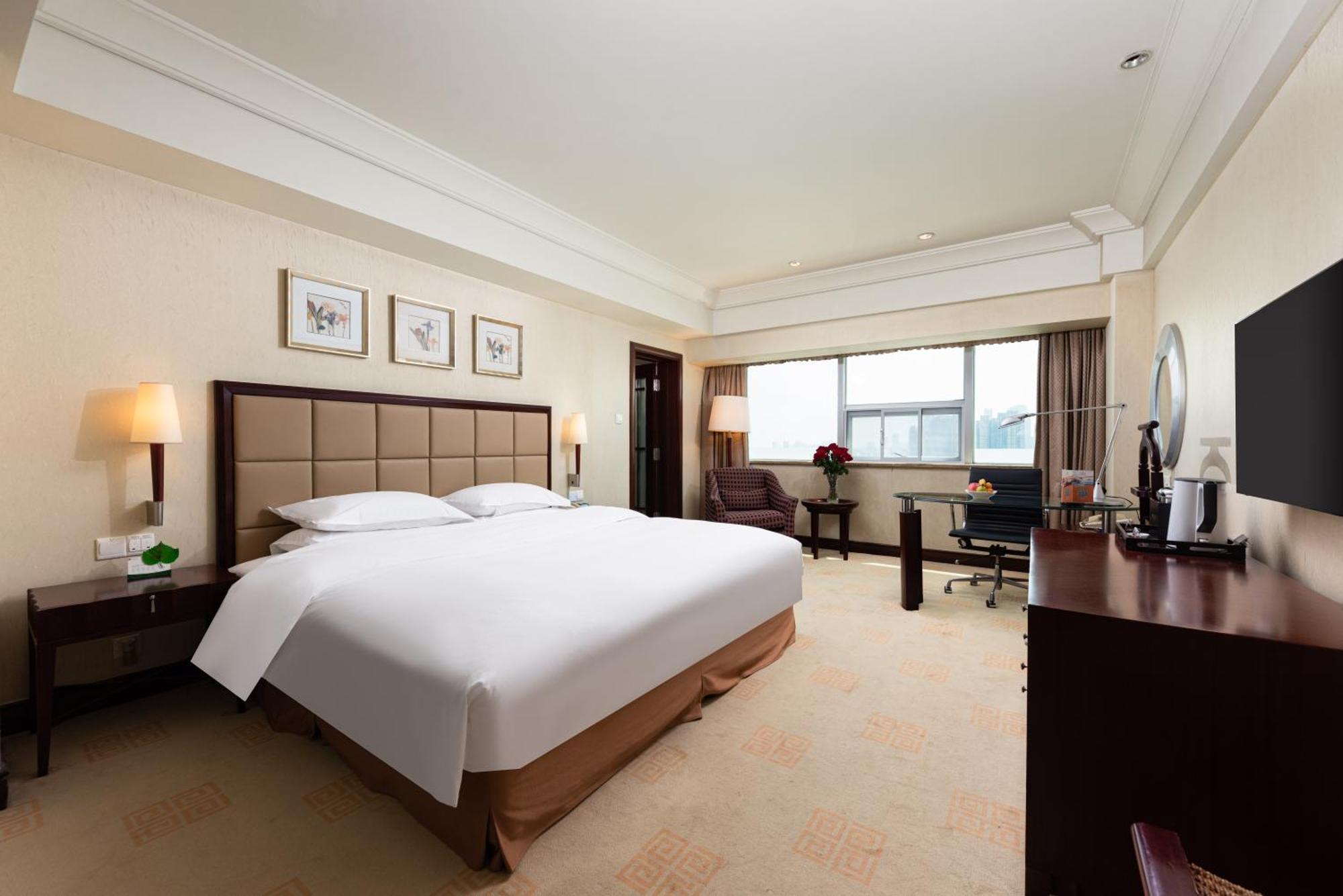 Ramada Plaza Optics Valley Hotel Vuhan Dış mekan fotoğraf