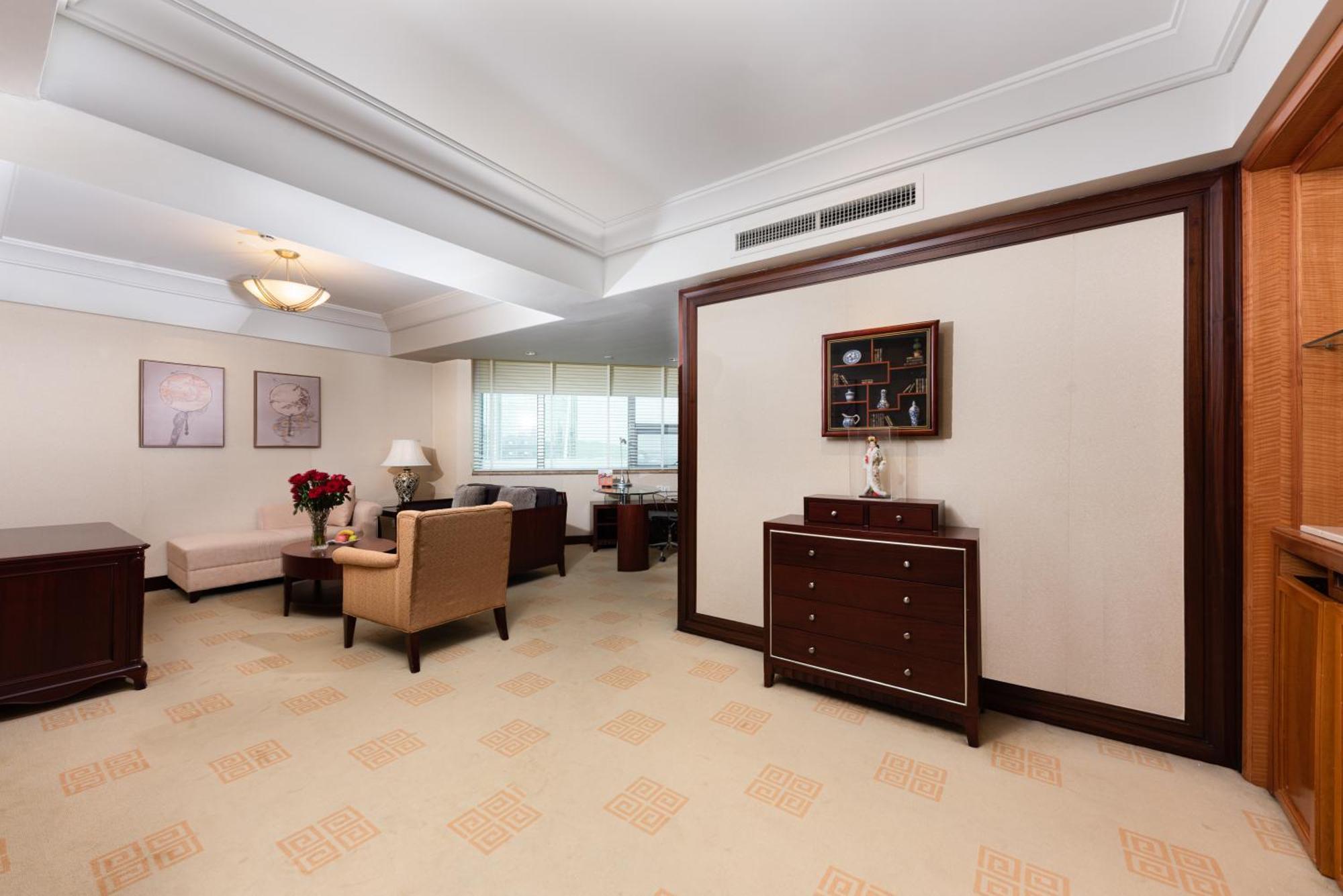 Ramada Plaza Optics Valley Hotel Vuhan Dış mekan fotoğraf