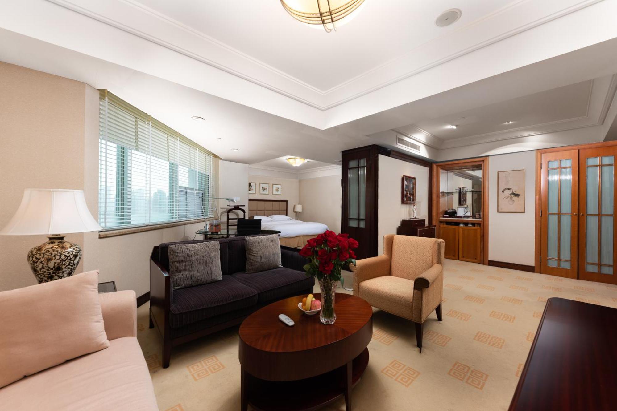 Ramada Plaza Optics Valley Hotel Vuhan Dış mekan fotoğraf