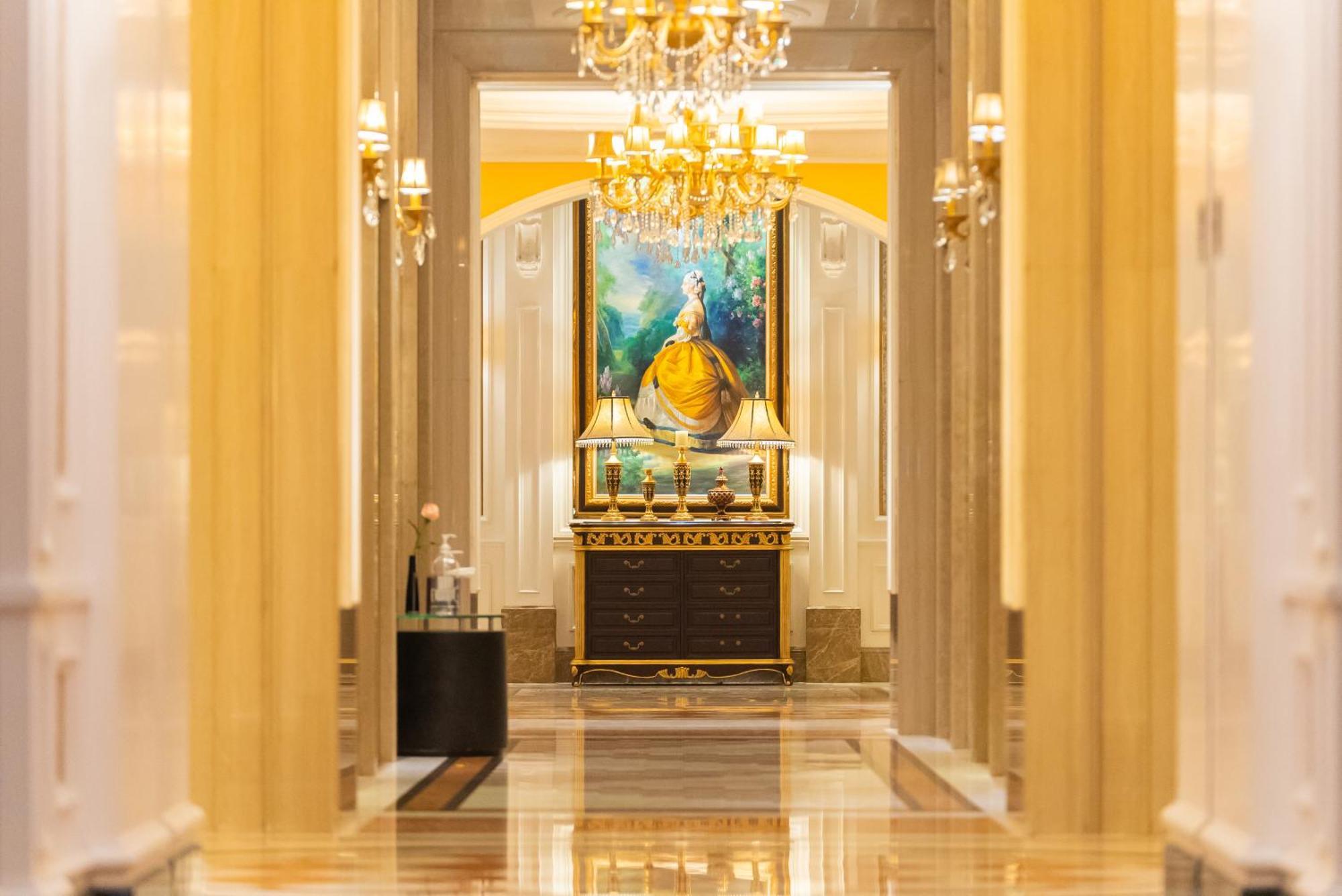Ramada Plaza Optics Valley Hotel Vuhan Dış mekan fotoğraf