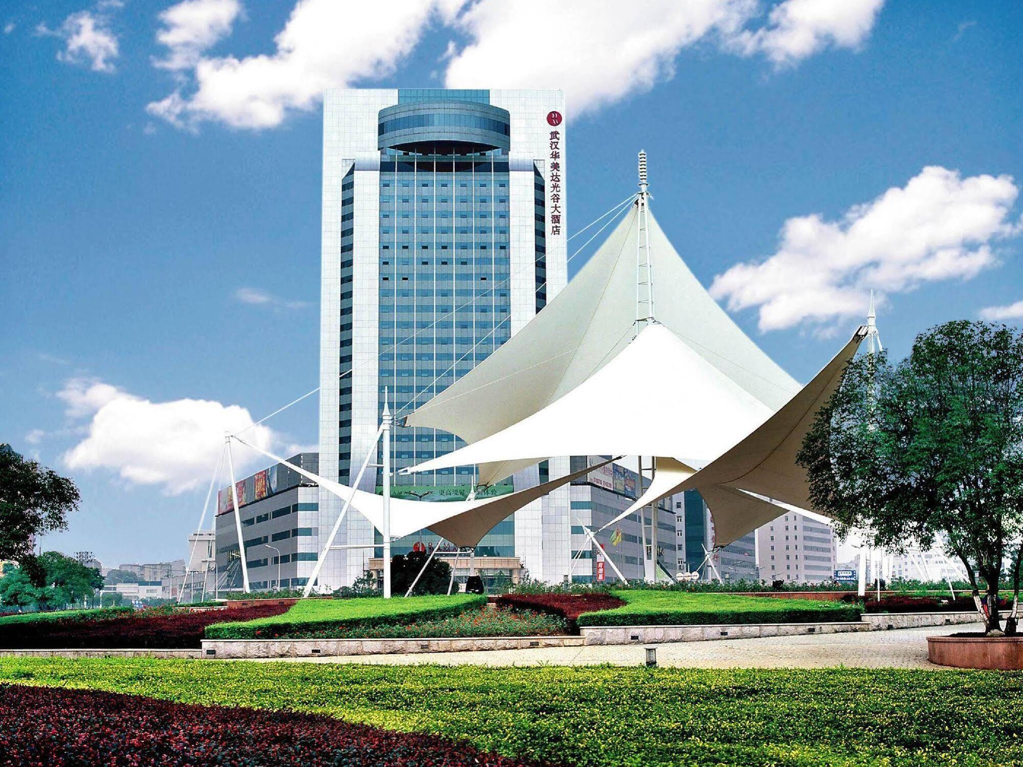 Ramada Plaza Optics Valley Hotel Vuhan Dış mekan fotoğraf